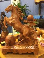 Tượng Ngựa - tượng mười hai con giáp, gỗ hương gia lai