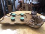 Khay trà cá chép hoá rồng gỗ bách xanh