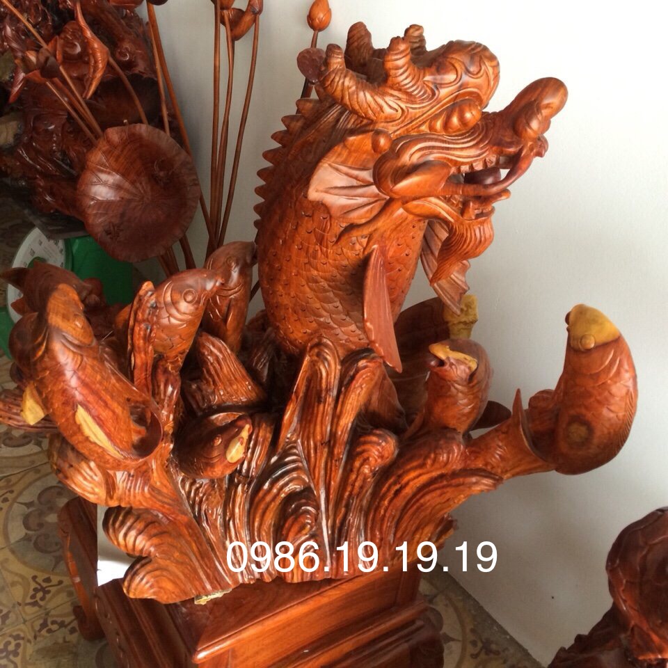 tượng cá chép hóa rồng gỗ hương